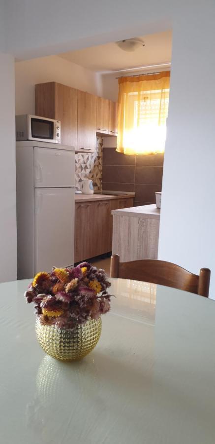 Apartman Lena Pula Extérieur photo