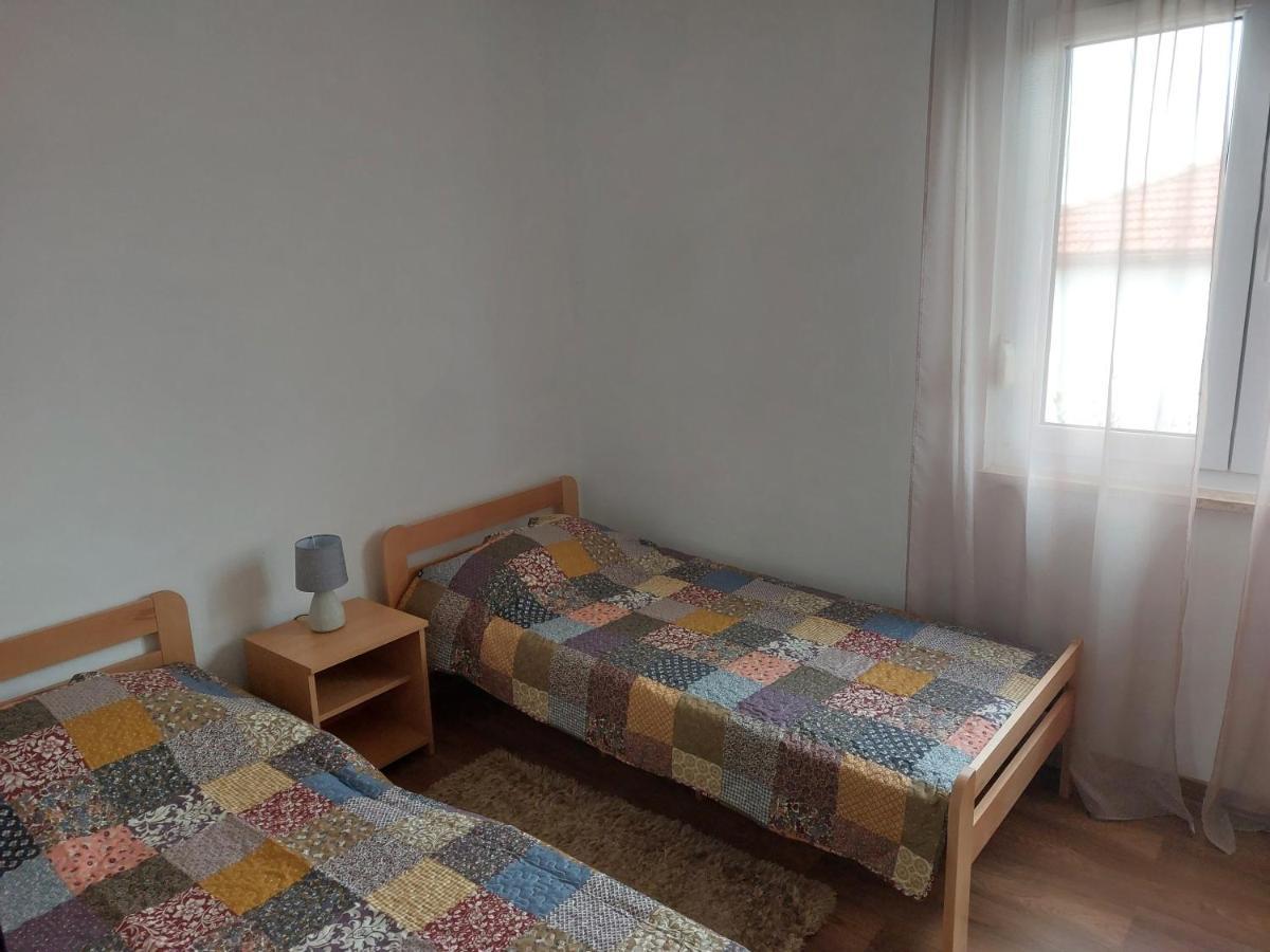 Apartman Lena Pula Extérieur photo